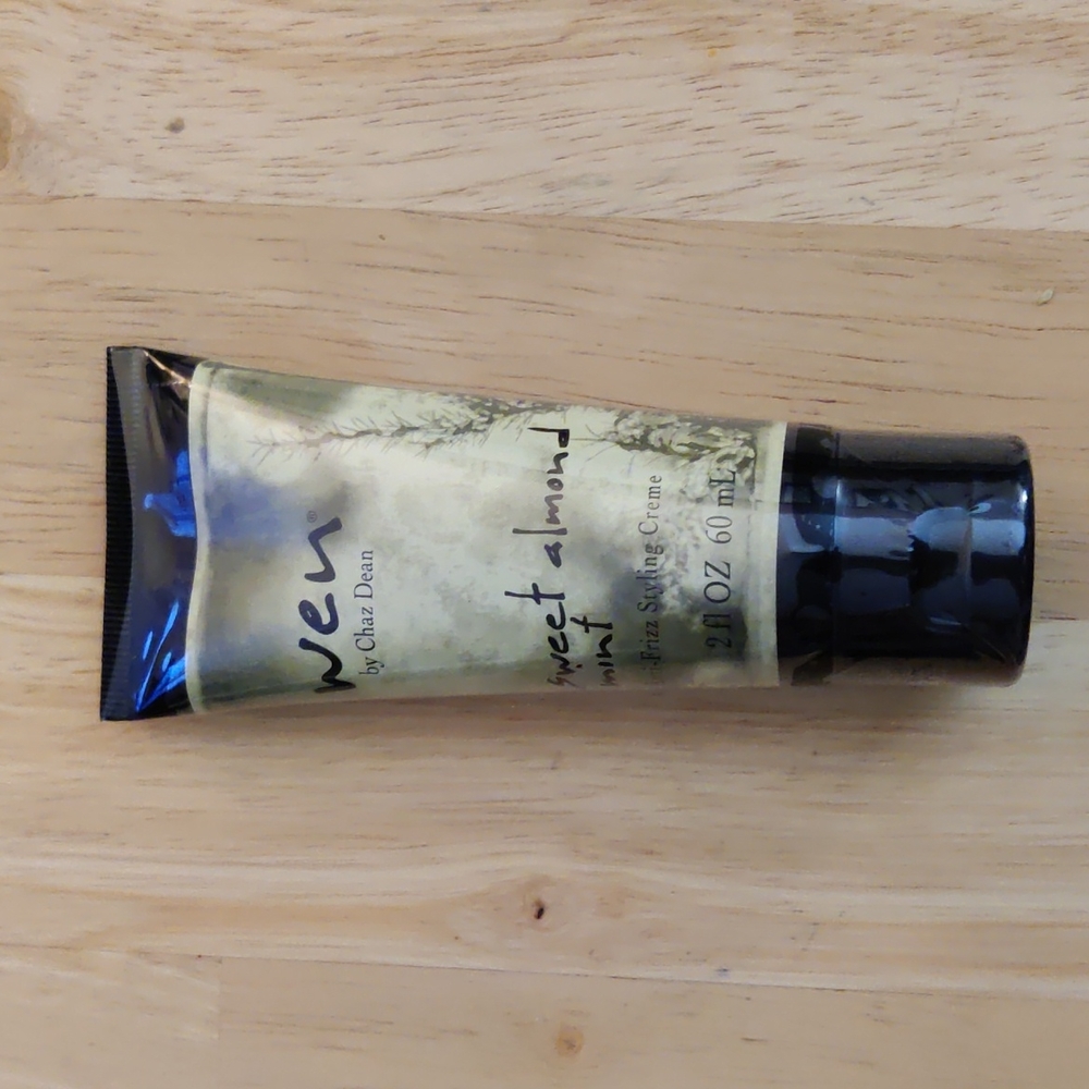 WEN Sweet Almond Mint Anti-Frizz Styling Creme